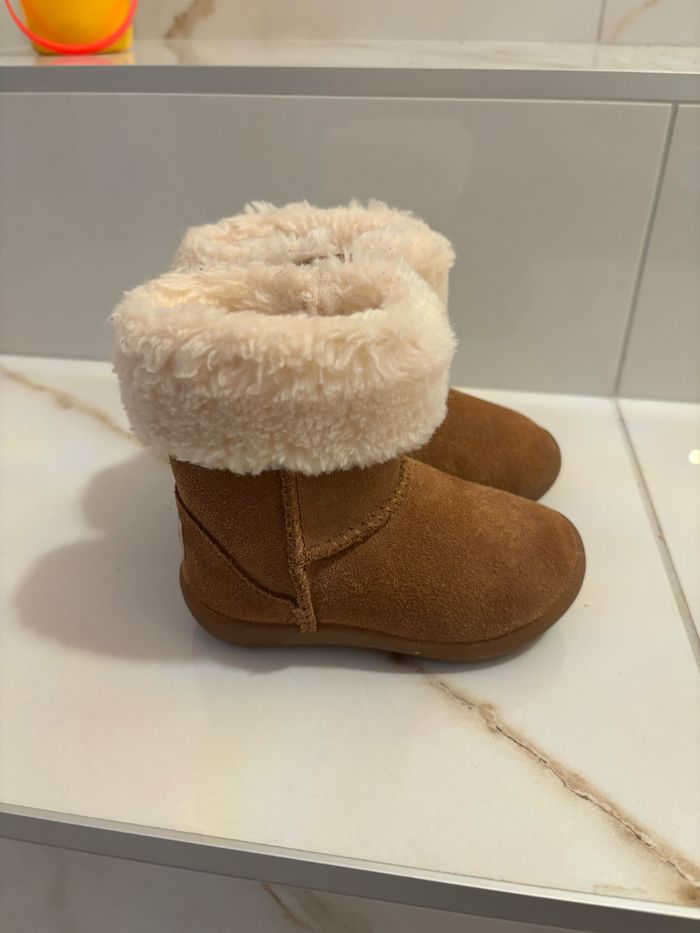 Bottes UGG - photo numéro 3