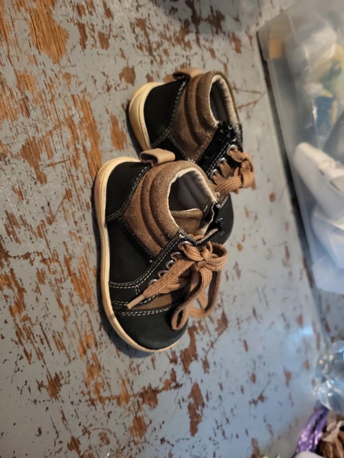 Chaussure garçon 👦 - photo numéro 3