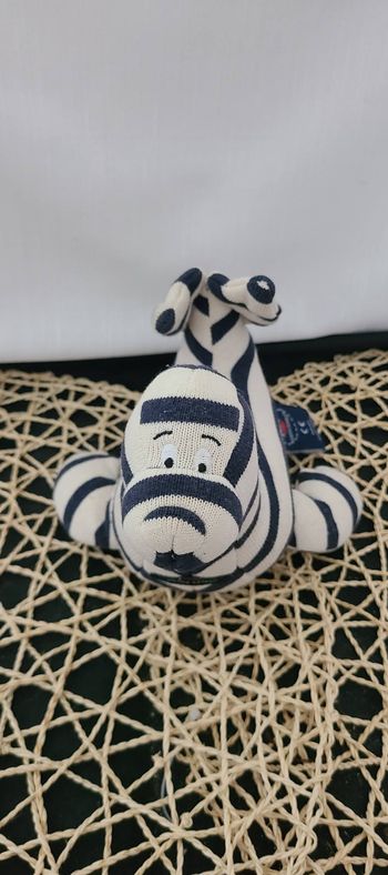 Doudou peluche phoque rayé marinière bleu blanc Tricot Saint James