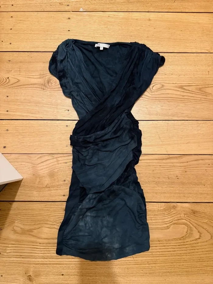 Robe Maje en très bon état bleu marine taille S