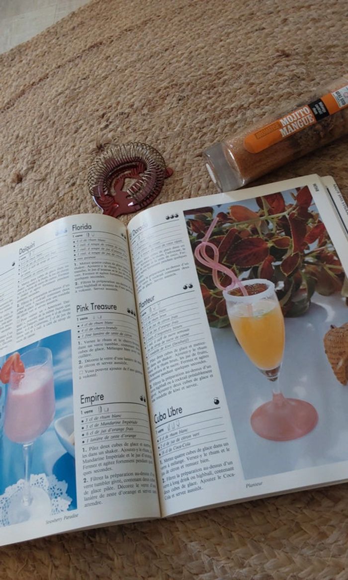 Lot de livres cuisine d été et cocktails 🍸 - photo numéro 10