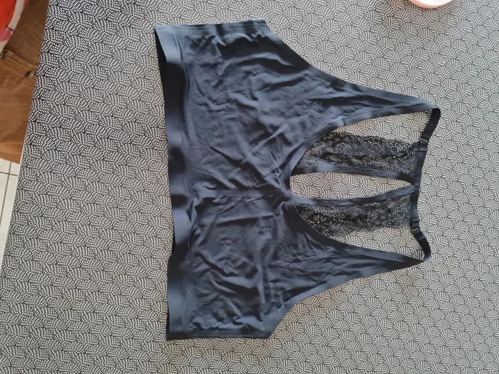 Brassiere dentelle - photo numéro 5