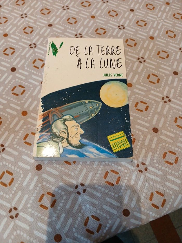 De la terre à la lune