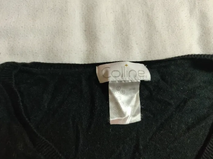 Pull col V noir détails paillettes et clous dos Colline taille 38/40 - photo numéro 2