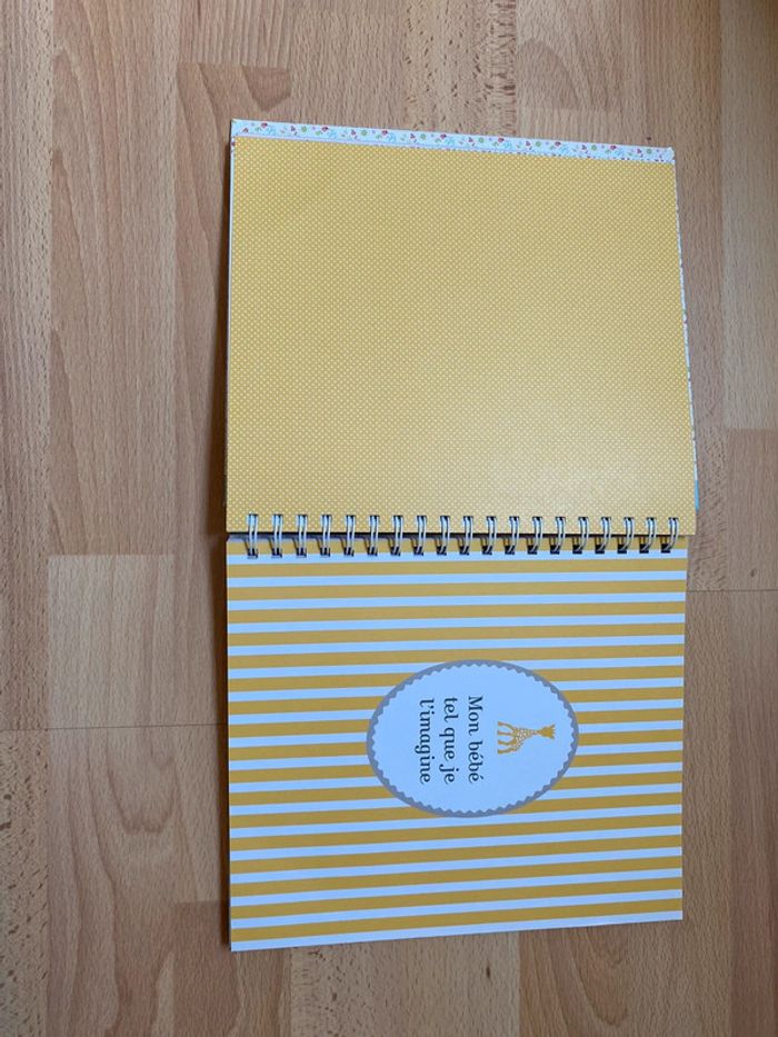 Livre de grossesse Sophie la Girafe - photo numéro 5