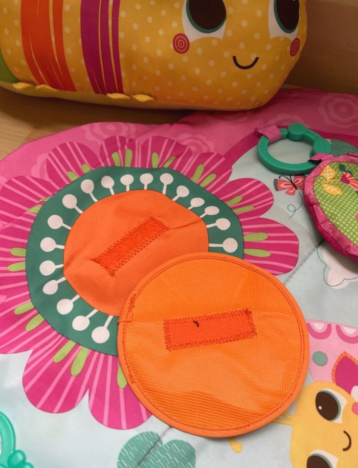 Tapis d'éveil + peluche abeille - photo numéro 3