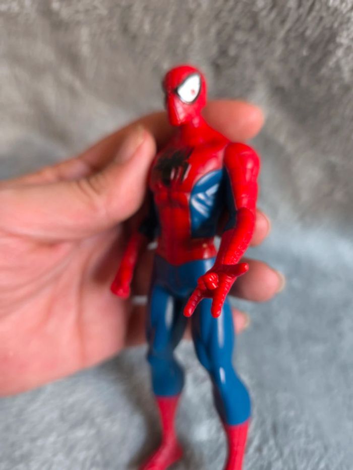 Figurine spiderman marvel - photo numéro 2