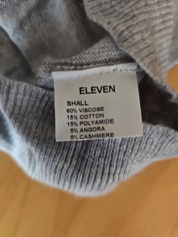 🔥Top qualité🔥Pull ElevenParis Col V T.XL💫👕 - photo numéro 4
