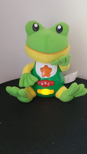 doudou grenouille son et lumière