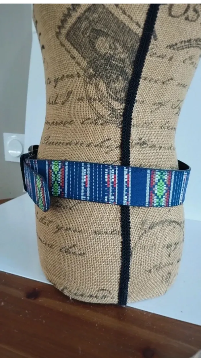 Ceinture bleu marine rayes colorés 85 cm - photo numéro 5