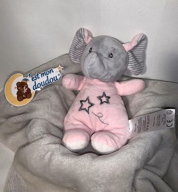 TK06 doudou éléphant Tom & Kiddy