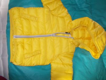 petit blouson jaune 12 mois