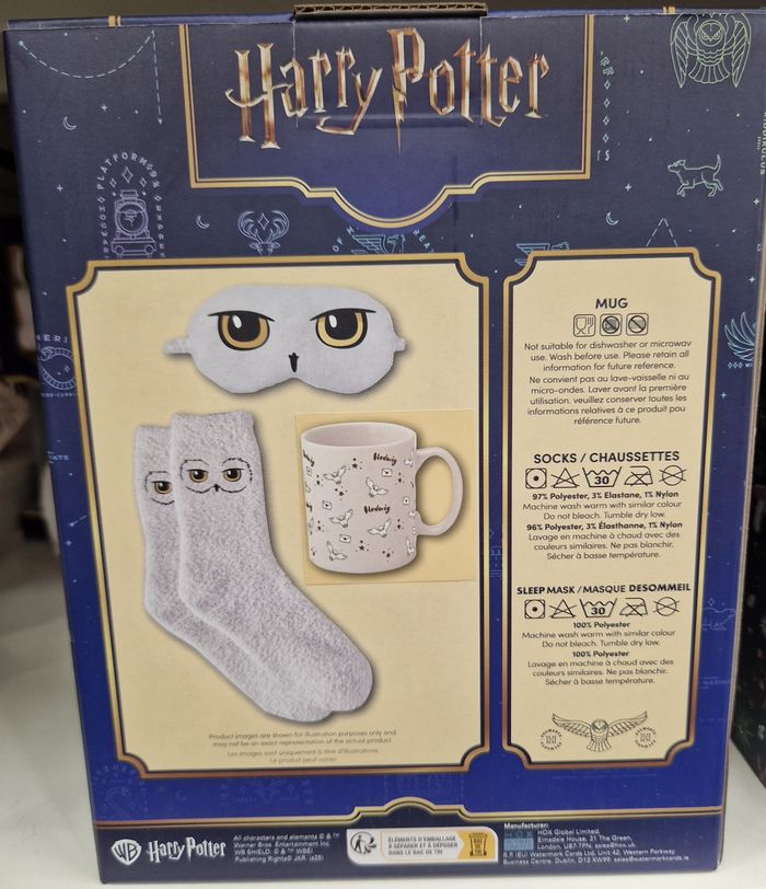 Set tasse ,chaussettes,masque - photo numéro 2