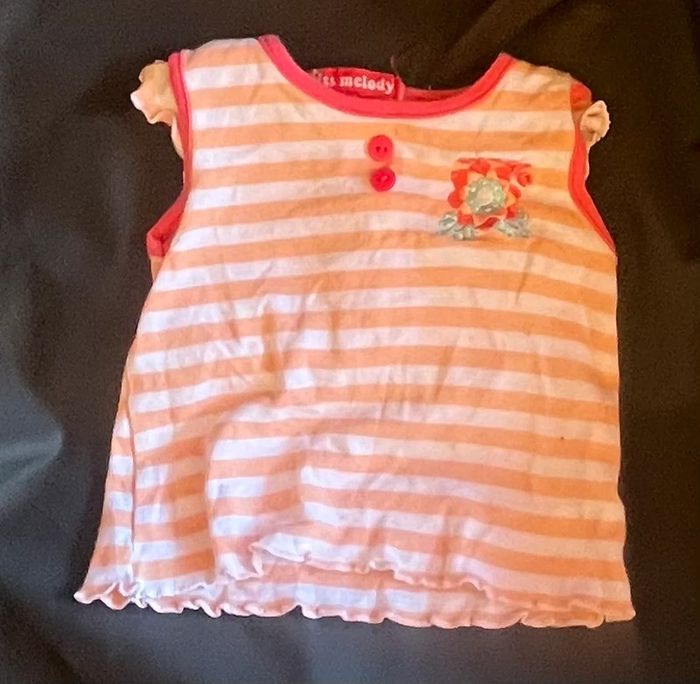 T-shirt bébé fille 3 mois, bon état et confortable