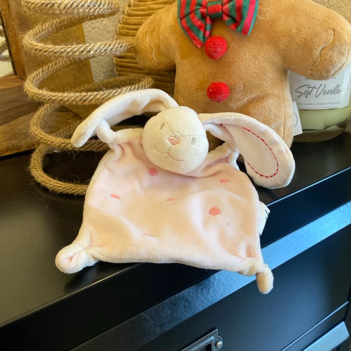 Doudou lapin rose pâle