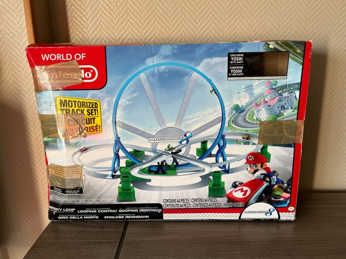 Mario Kart 8 - Circuit Looping