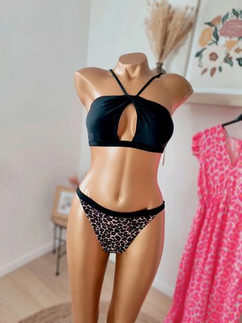 🌞 Bikini 2 pièces – Haut noir + bas léopard 🐆
