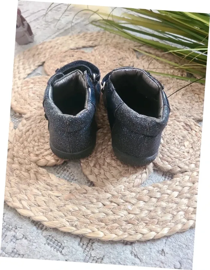 Chaussure taille 21 - photo numéro 3