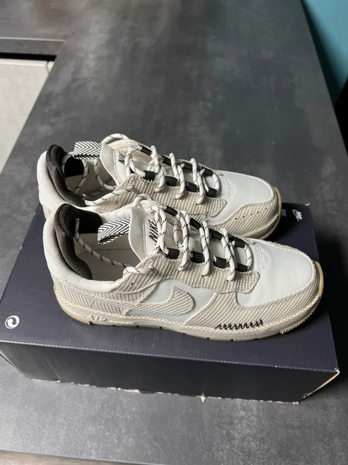 Basket Nike taille 36.5 - photo numéro 8