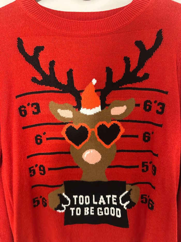 Pull H&M rouge motif Noël – très bon état - photo numéro 2