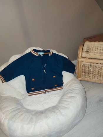 Gilet zippé bébé garçon Obaibi.