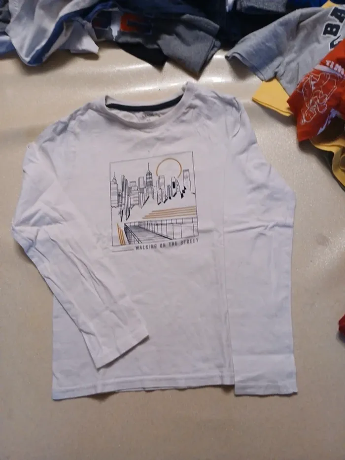 Lot 6 tee-shirts - photo numéro 7