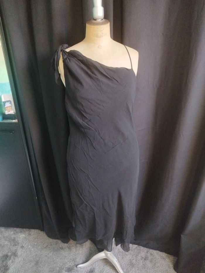 Magnifique robe de soirée en soie