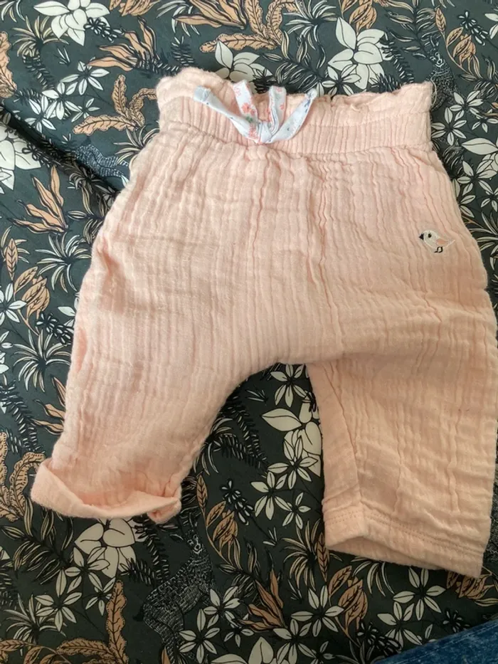 Pantalon vert baudet 1 mois