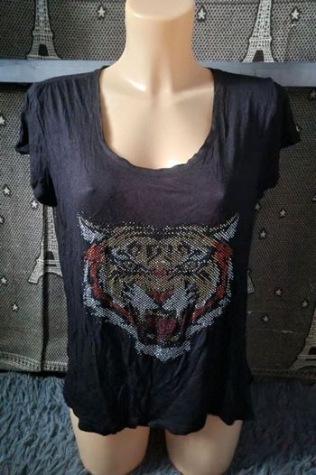 T-shirt noir avec tête de tigre strass taille S