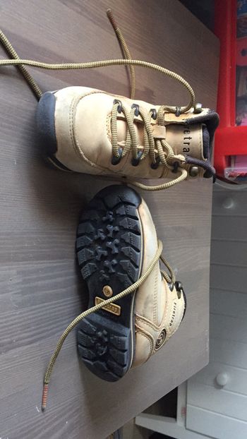 Chaussures de marche (jusqu’à moins 50% à partir de 5articles.)