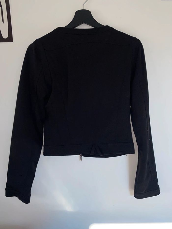 Veste noire - photo numéro 3