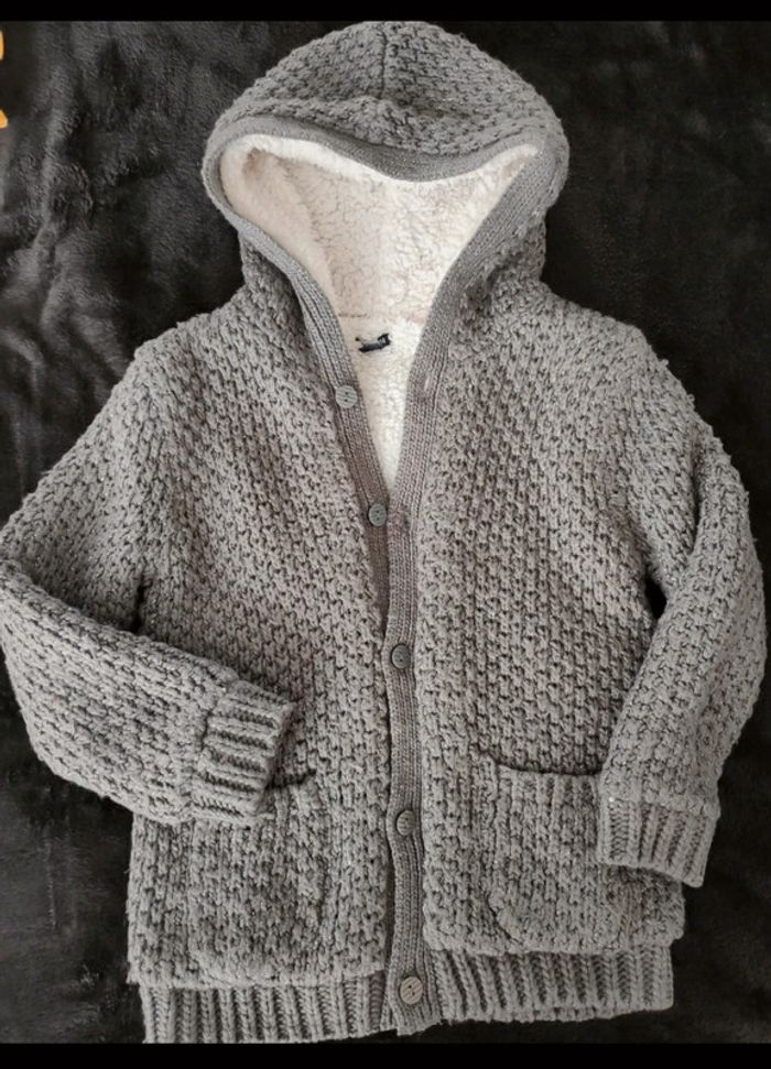 Gilet à capuche Gros 6 ans - photo numéro 3