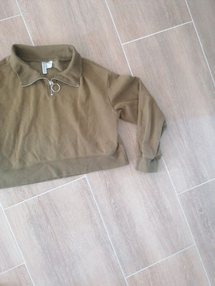 Pull court femme taille S divided - photo numéro 4