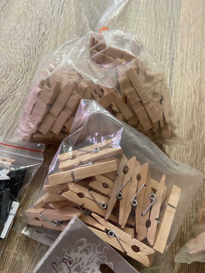 Lot de pinces en bois, mini pinces et demi pinces - photo numéro 4