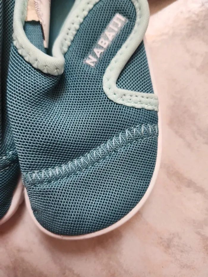 Chaussures eau aquatique bébé taille 24 25 decathlon nabaiji - photo numéro 6
