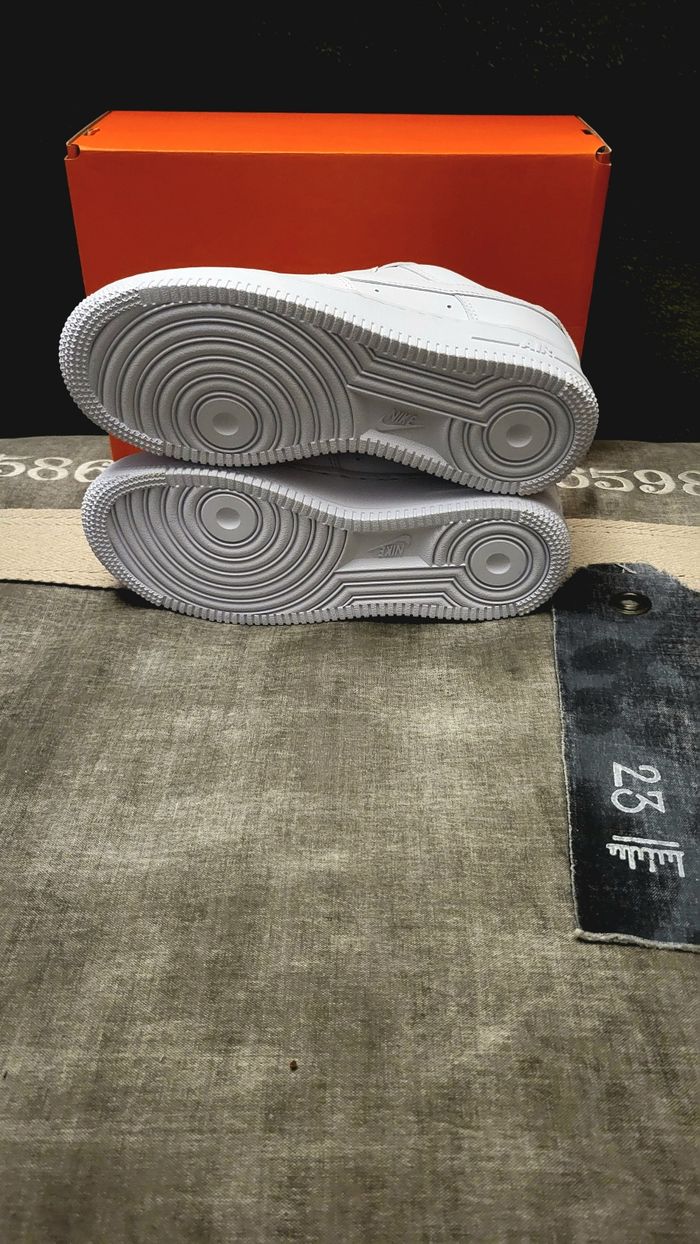 Nike Air Force 1 07 EasyOn White - DX5883100 - Unisex - Size : 36.5 🌈 🌈 - photo numéro 6