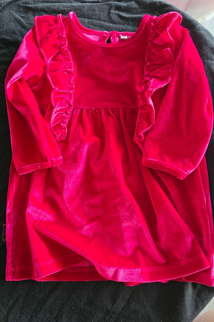 Lots Les vêtements pour filles de 6 mois peuvent être vendus séparément. - photo numéro 9