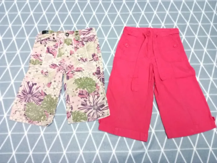 🦄 Lot 2 pantacourts + 3 jupes, 4 ans - photo numéro 2
