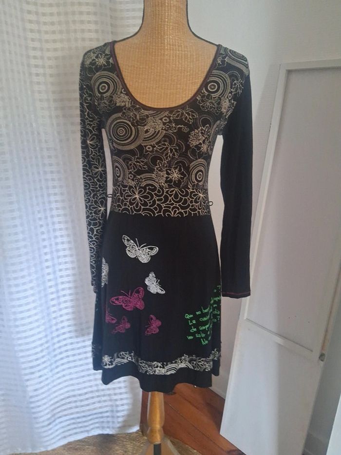 Robe desigual