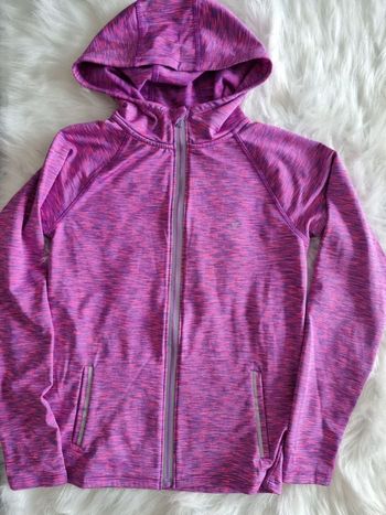 Neuf 😍🤩🩷🩷superbe sweat zippé fille 11 ans (146cm)🩷🩷🤩😍
