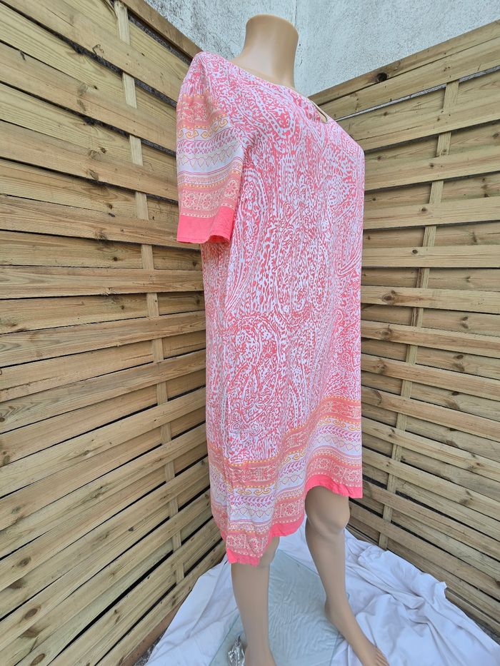Petite robe droite y2k 🍒It hippie🍒taille convient jusqu'au 38 - photo numéro 2