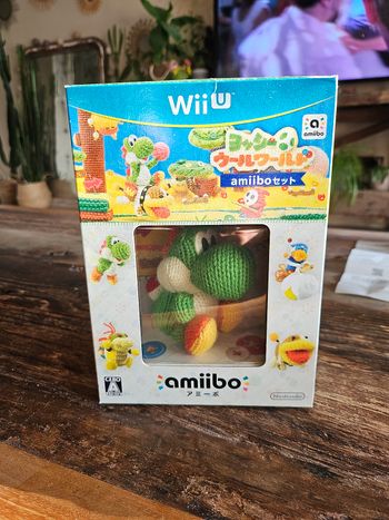 Amiibo yoshi woolyworld Nintendo wii U