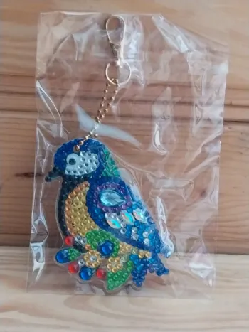 Porte clé recto / verso oiseau🐦 en Diamond painting