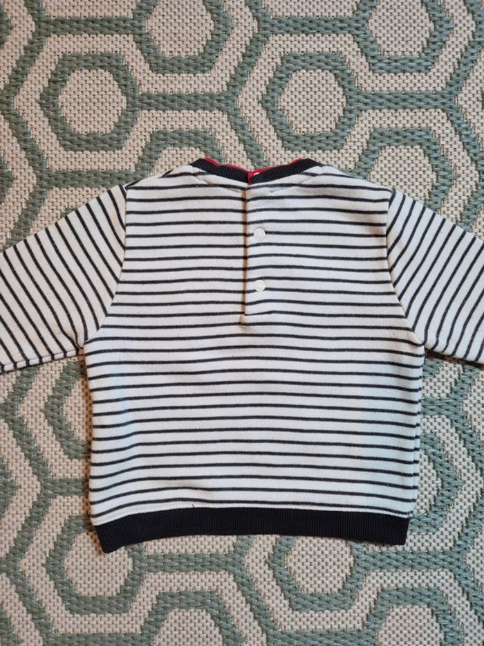 Sweatshirt bébé 9 mois - photo numéro 2