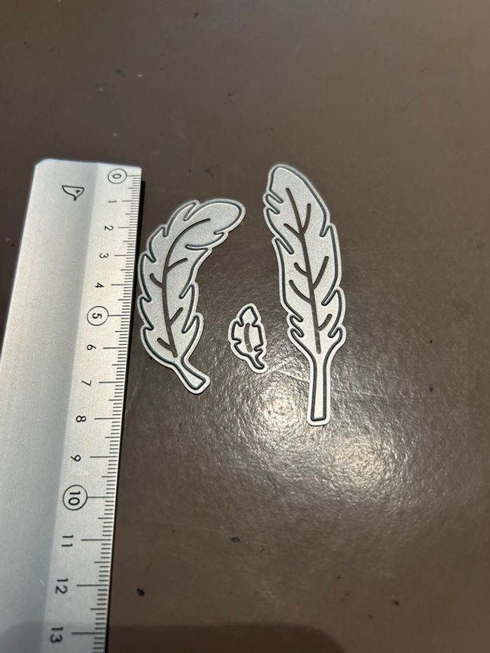 Lot de 3 dies plumes - photo numéro 2