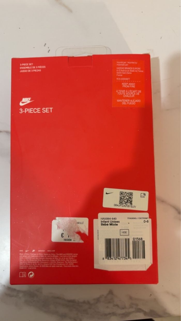 Set 3 pièces Nike neuf - photo numéro 3