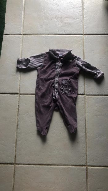 Combinaison/pyjama 55cm