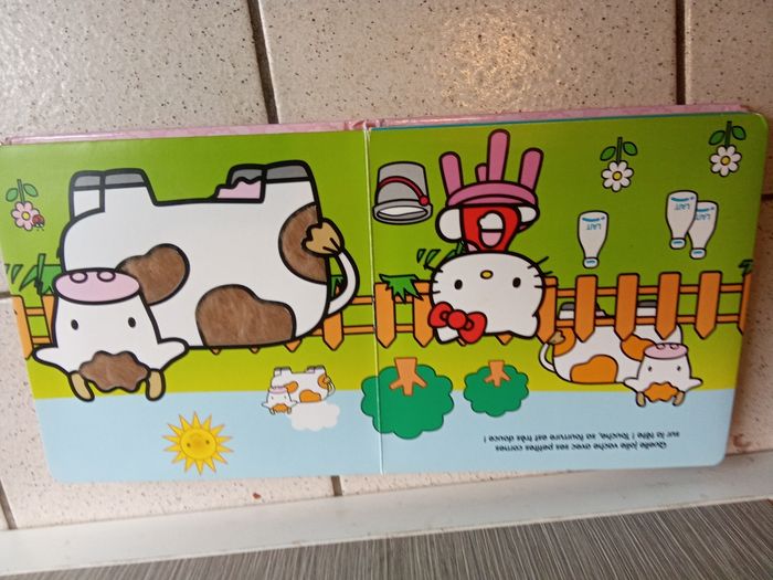 Mon livre sensoriel, textures, tout doux hello Kitty hachette Jeunesse - photo numéro 4