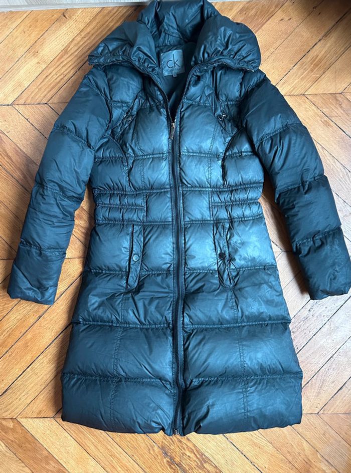 Magnifique doudoune Calvin Klein Très chaude et agréable Taille L - photo numéro 3