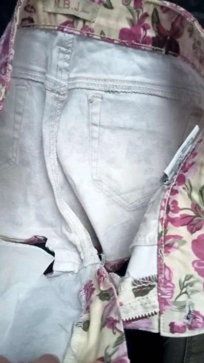 Short en jean à motif - photo numéro 4
